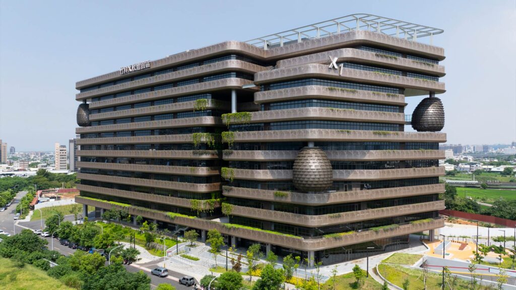 新竹科學園區X基地第一軟體大樓 — 1