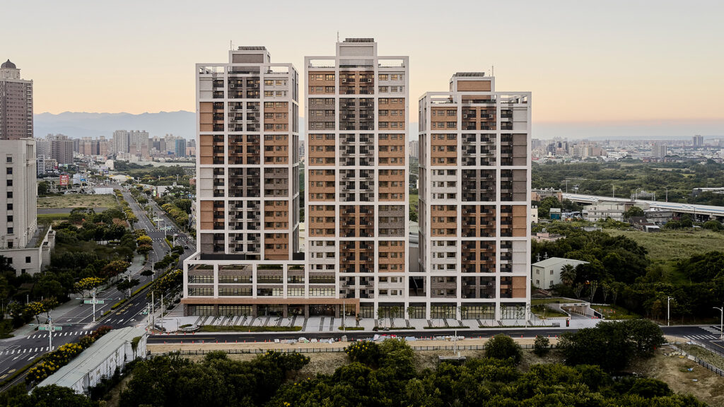 Taoyuan Zhonglu Public Housing — 3
