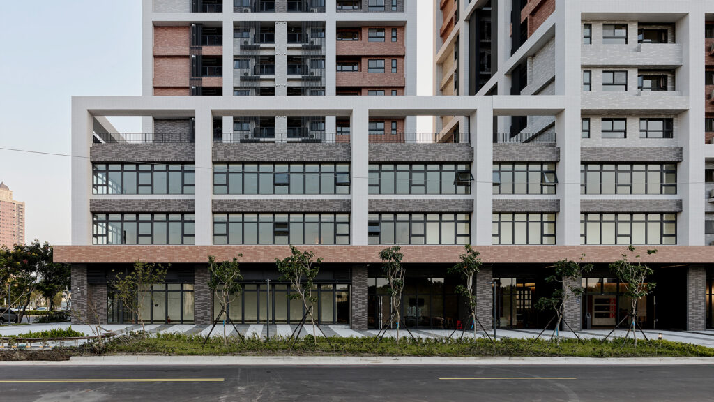 Taoyuan Zhonglu Public Housing — 7