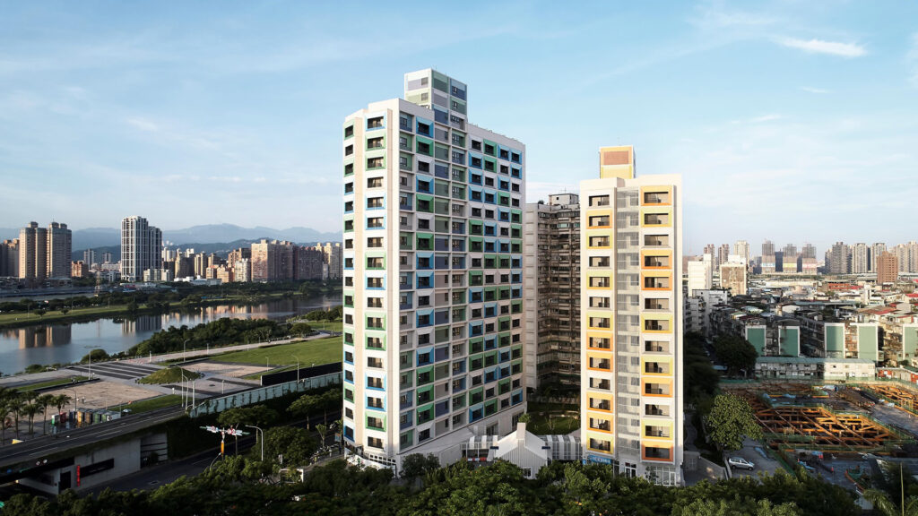 Wanhua Qingnian Public Housing — 1