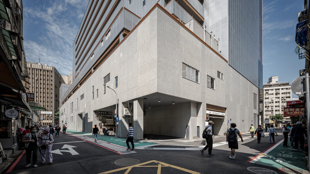 南門大樓暨市場改建 — 11
