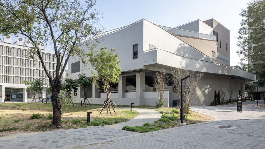 成功大學創新中心旺宏館 — 13