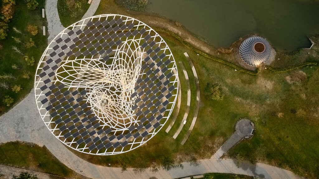 經濟部綠能科技示範場域 太陽能樹 — 2
